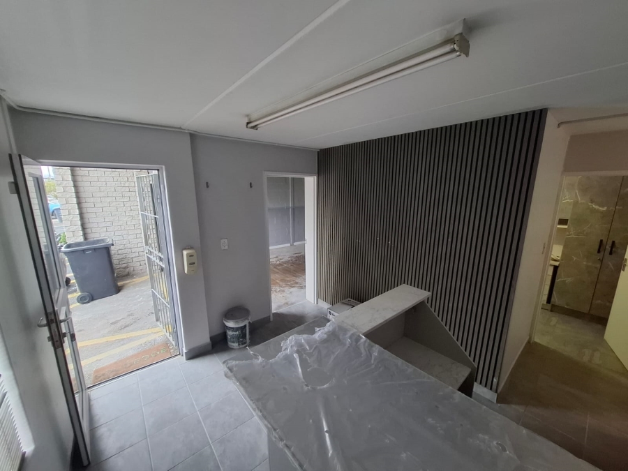 To Let Commercial Property for Rent in Brackenfell Central Western Cape
